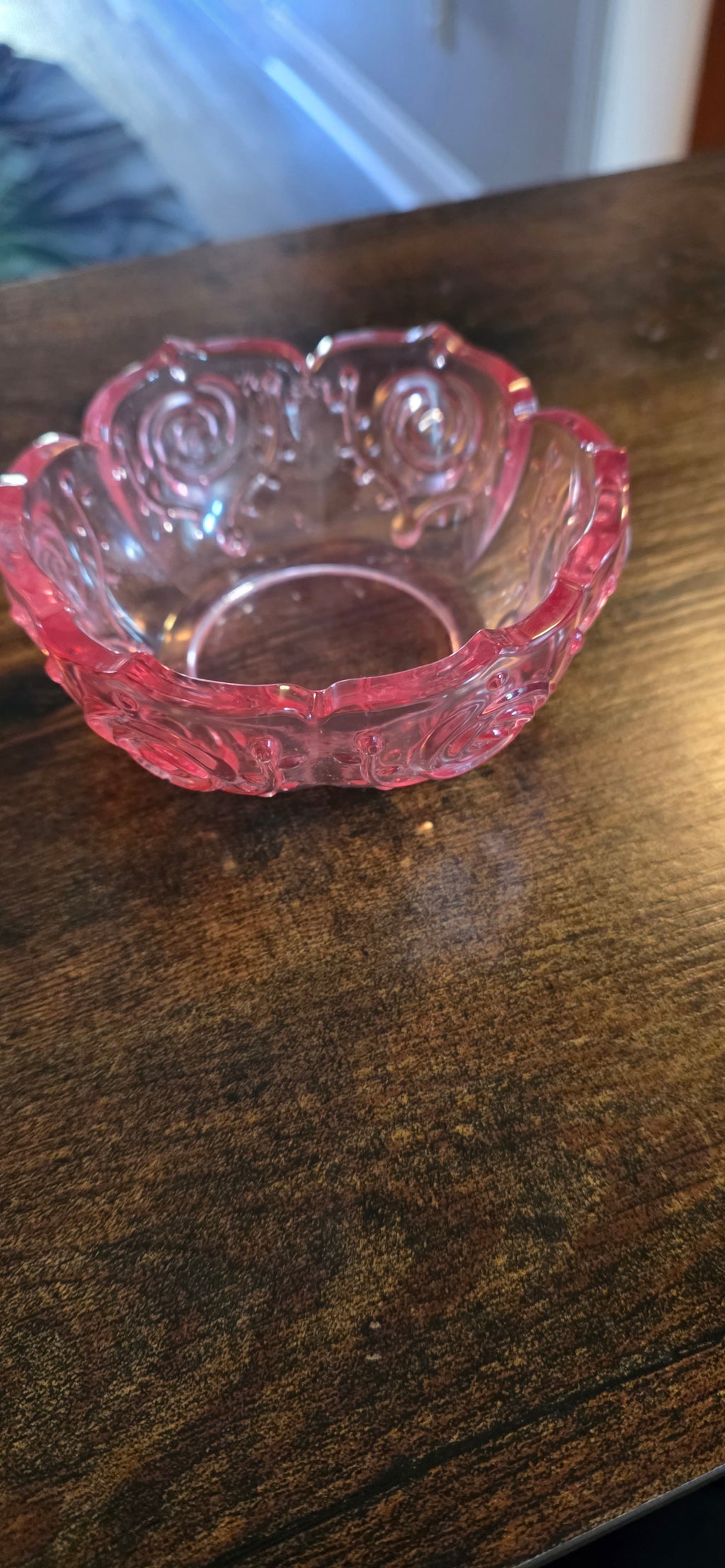 Handmade - Pink Bowl with Rose emblems